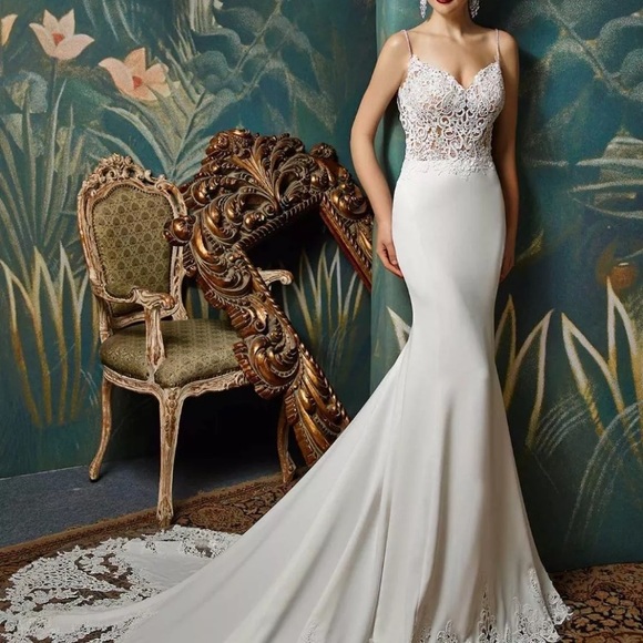 Enzoani blue Juni white wedding dress - Main Image